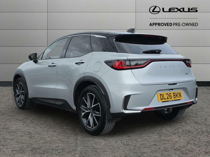 Lexus LBX 1.5 Vvt-ie Takumi Design Suv Hybrid E-c DL26BKN Silver #5