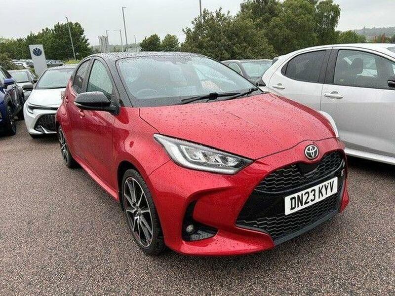 Toyota Yaris 1.5 Vvt-h Gr Sport Hatchback Hybrid E-c