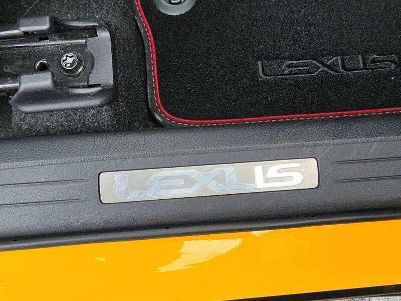 Lexus LBX 1.5 Takumi Design E-cvt Blue #38