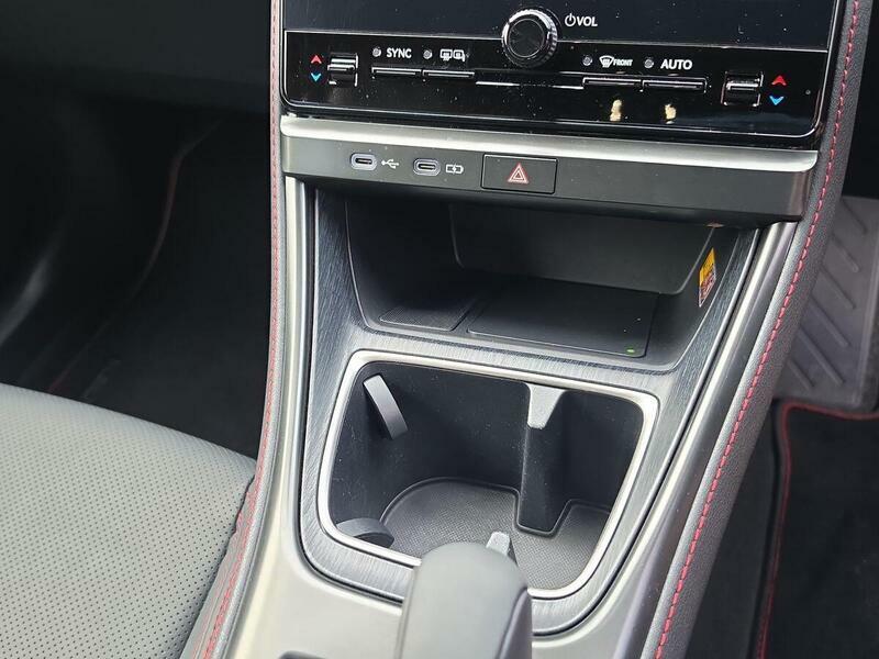 Lexus LBX 1.5 Takumi Design E-cvt Blue #25