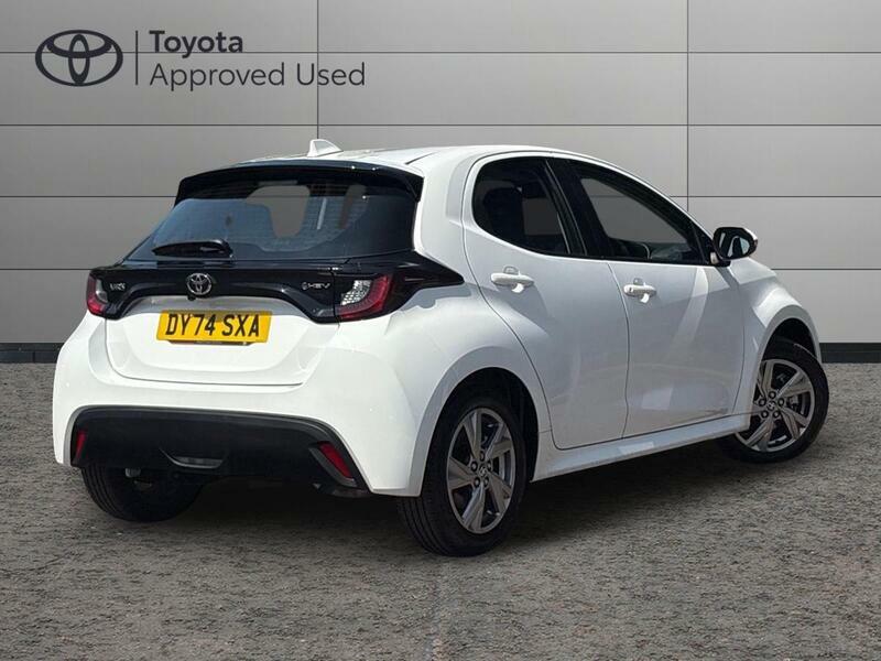 Toyota Yaris 1.5 Vvt-h Icon Hatchback Hybrid E-cvt E DY74SXA White #3
