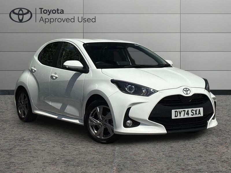 Toyota Yaris 1.5 Vvt-h Icon Hatchback Hybrid E-cvt E DY74SXA White