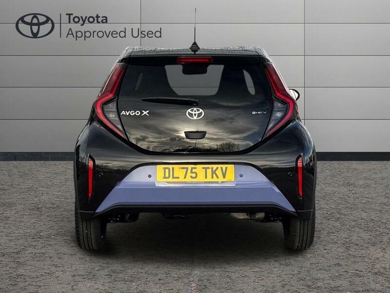 Toyota Aygo X 1.5H 49Kwh Design Hatchback Hybrid Cvt DL75TKV #4