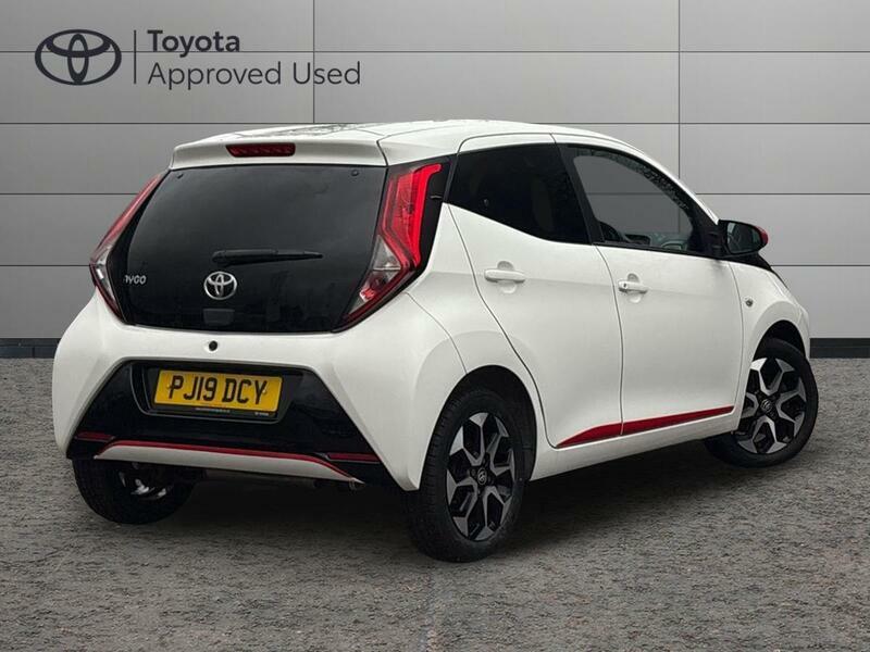 Toyota Aygo 1.0 Vvt-i X-trend Hatchback Euro White #3