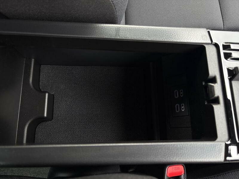 Toyota Prius 2.0 Phev Excel Cvt Grey #29