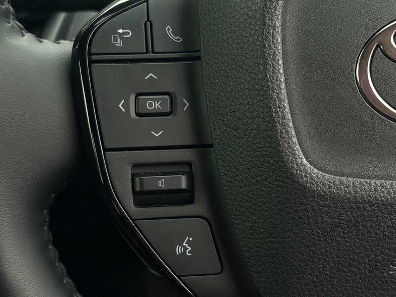 Toyota Prius 2.0 Phev Excel Cvt Grey #30