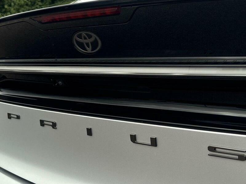 Toyota Prius 2.0 Phev Excel Cvt Grey #48