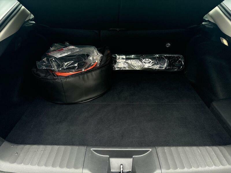 Toyota Prius 2.0 Phev Excel Cvt Grey #18