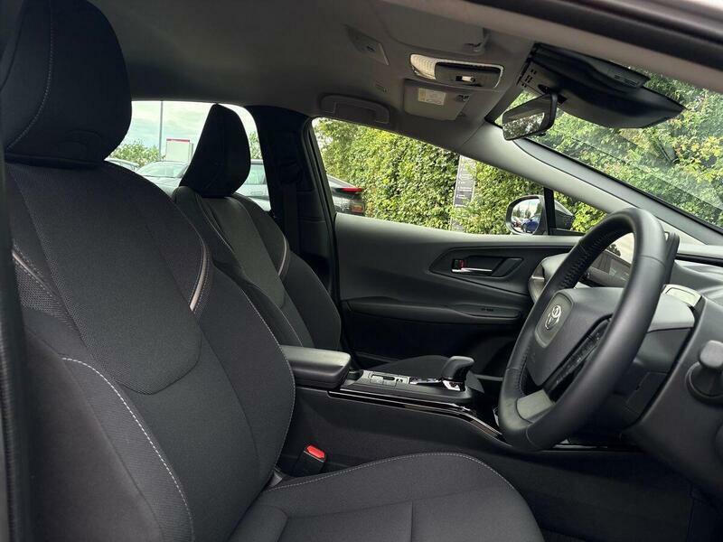 Toyota Prius 2.0 Phev Excel Cvt Grey #37