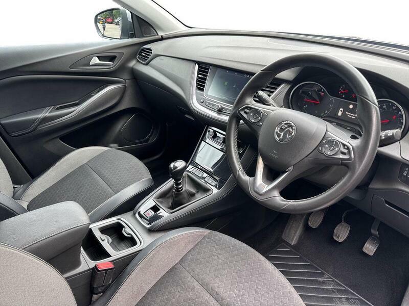 Vauxhall Grandland Hatchback #10