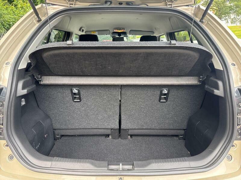 Suzuki Ignis Ignis Sz-t Dualjet Mhev White #18