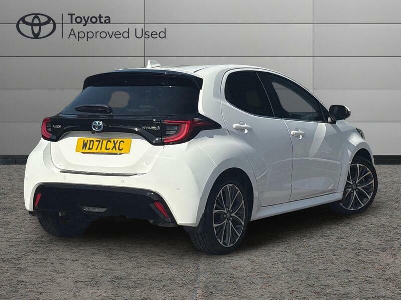 Toyota Yaris 1.5 Vvt-h Excel Hatchback Hybrid E-cvt WD71CXC White #3