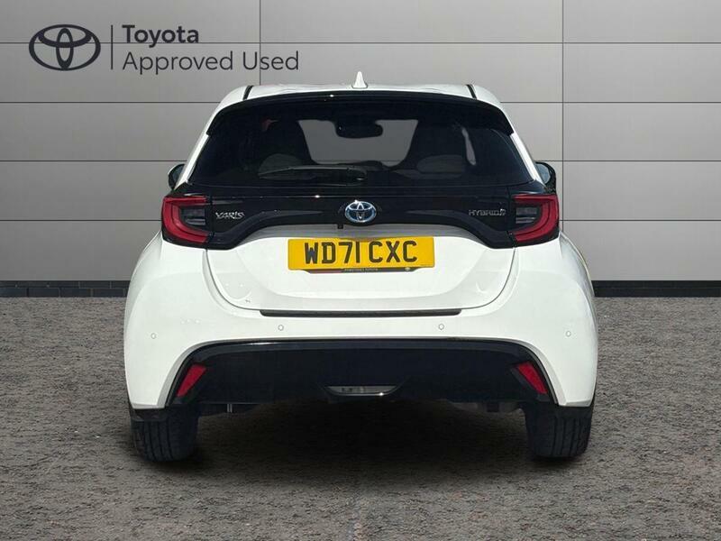 Toyota Yaris 1.5 Vvt-h Excel Hatchback Hybrid E-cvt WD71CXC White #4