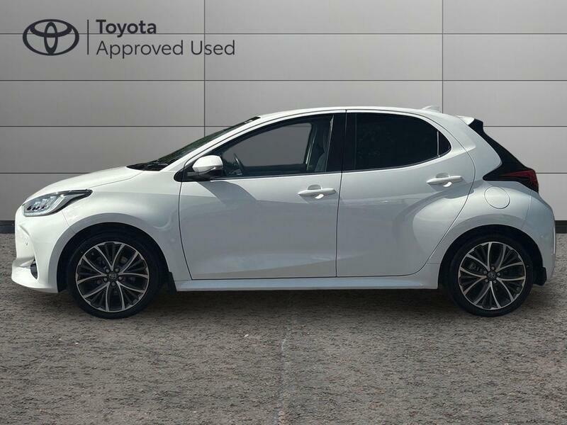 Toyota Yaris 1.5 Vvt-h Excel Hatchback Hybrid E-cvt WD71CXC White #6