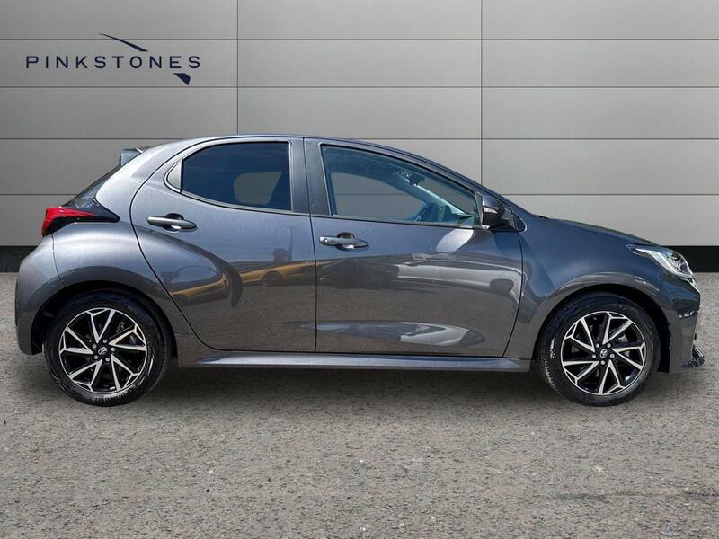 Toyota Yaris 1.5 Vvt-h Design Hatchback Hybrid E-cvt Grey #2