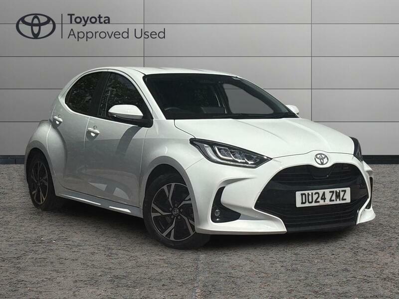Toyota Yaris 1.5 Vvt-h Design Hatchback Hybrid E-cvt DU24ZMZ White