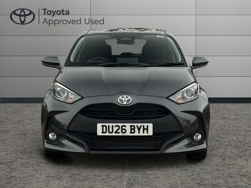 Toyota Yaris Design Black #8