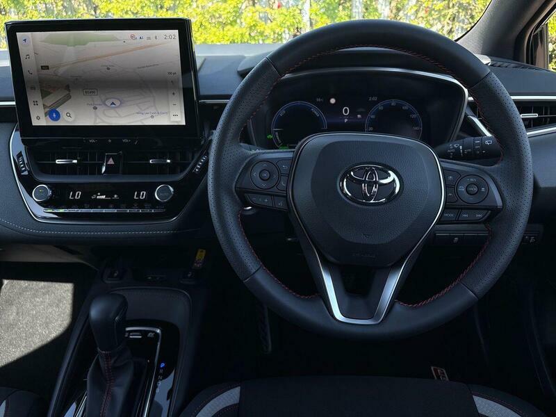 Toyota Corolla 1.8 Hybrid Design Cvt  #12