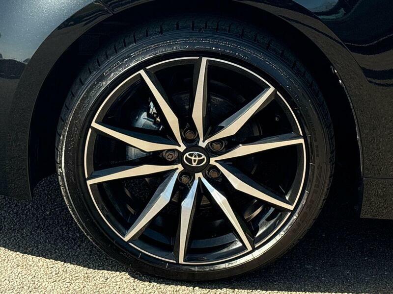Toyota Corolla 1.8 Hybrid Design Cvt  #46