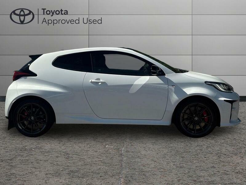 Toyota Yaris 1.6T Gr Circuit Hatchback Awd Eu GR21PMC White #2