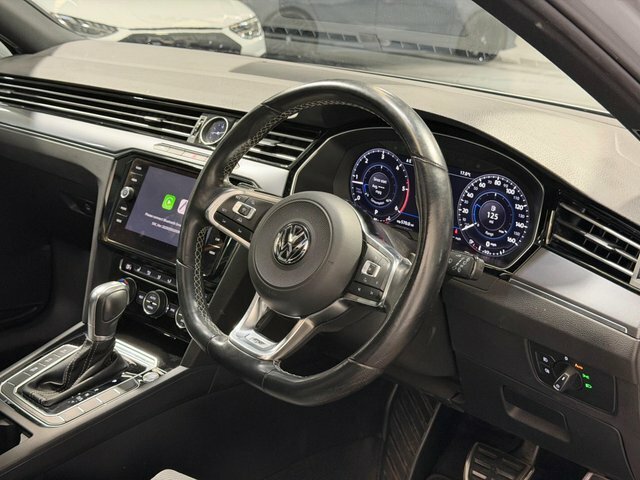 Volkswagen Passat Gt Black #17