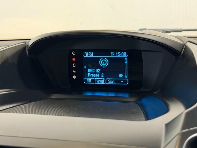 Ford Kuga 2013 2.0 Titanium Tdci 2Wd 138 Bhp Grey #19