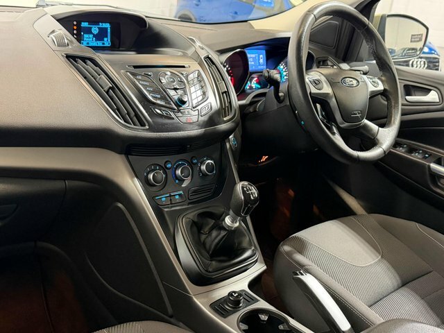 Ford Kuga 2013 2.0 Titanium Tdci 2Wd 138 Bhp Grey #17