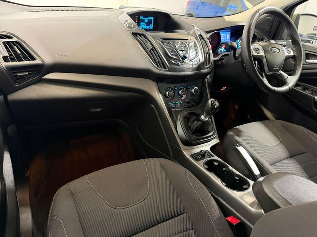 Ford Kuga 2013 2.0 Titanium Tdci 2Wd 138 Bhp Grey #16