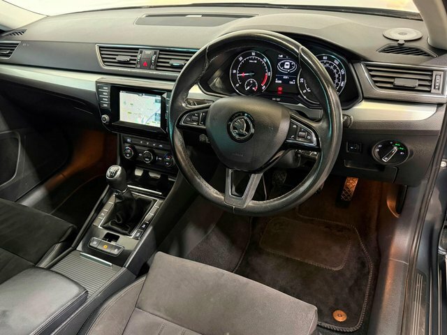 Skoda Superb 2016 2.0 Tdi Se Business Euro 6 Ss Grey #4