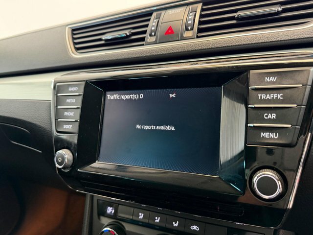 Skoda Superb 2.0 Tdi Se L Executive Euro 6 Ss Red #24