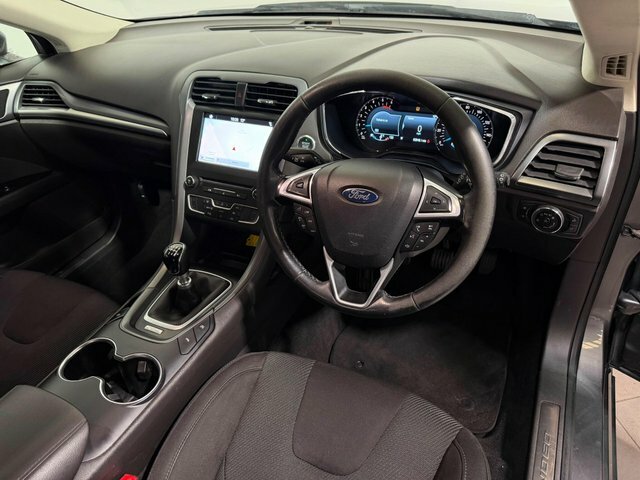 Ford Mondeo 2017 2.0 Tdci Titanium Euro 6 Ss Grey #4