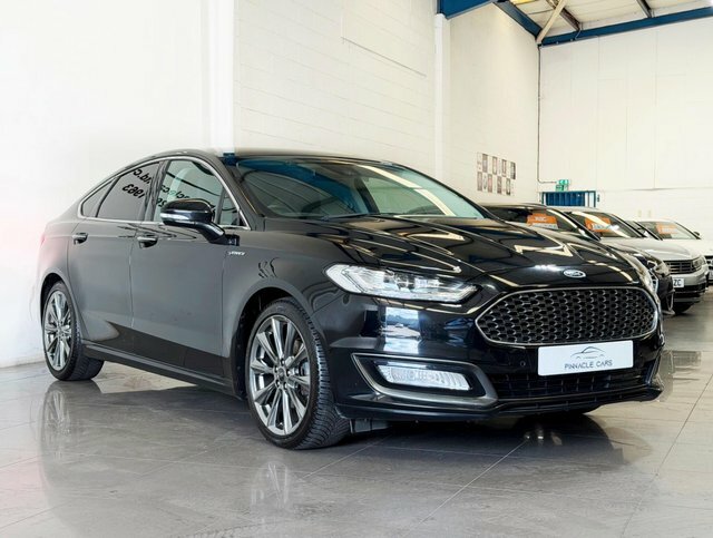 Ford Mondeo 1.5 Titanium Edition Econetic Tdci 114 Bhp Red #9