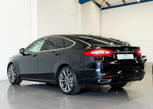 Ford Mondeo 1.5 Titanium Edition Econetic Tdci 114 Bhp Red #15