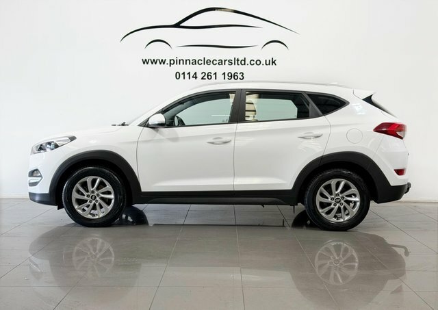 Hyundai Tucson 2017 2.0 Crdi Blue Drive Se Nav Euro 6 Ss White #5