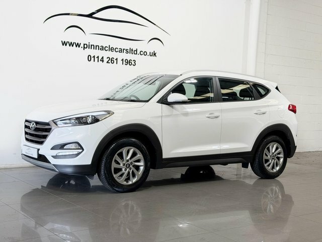 Hyundai Tucson 2017 2.0 Crdi Blue Drive Se Nav Euro 6 Ss White #4