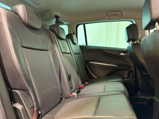 Vauxhall Zafira Tourer Design Black #19