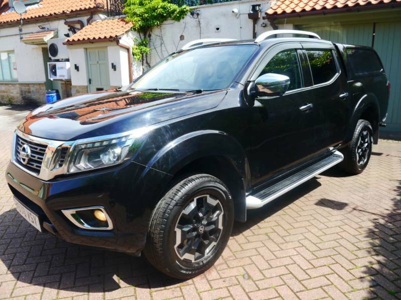 Nissan Navara Double Cab Pick Up Tekna 2.3Dci 190 Tt 4Wd Black #3