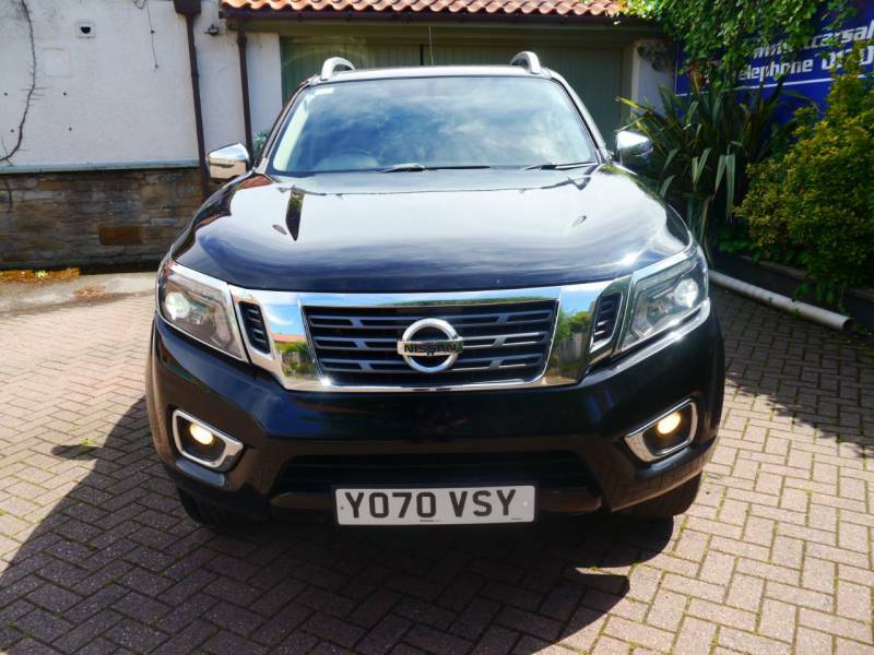 Nissan Navara Double Cab Pick Up Tekna 2.3Dci 190 Tt 4Wd Black #2