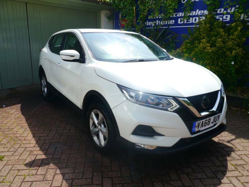 Nissan Qashqai 1.3 Dig-t Acenta Premium - 2019 68 White