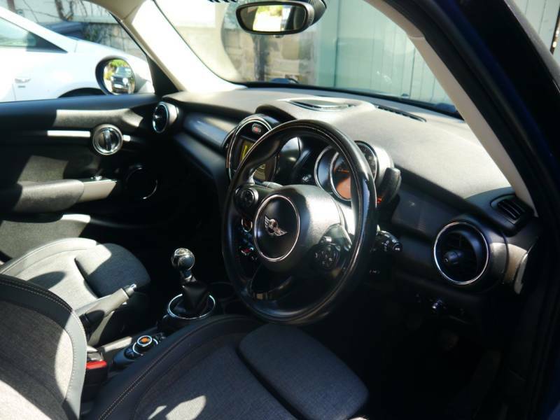 Mini Hatch 1.5 Seven Chili Pack Leather 18In Alloys Priva Blue #9
