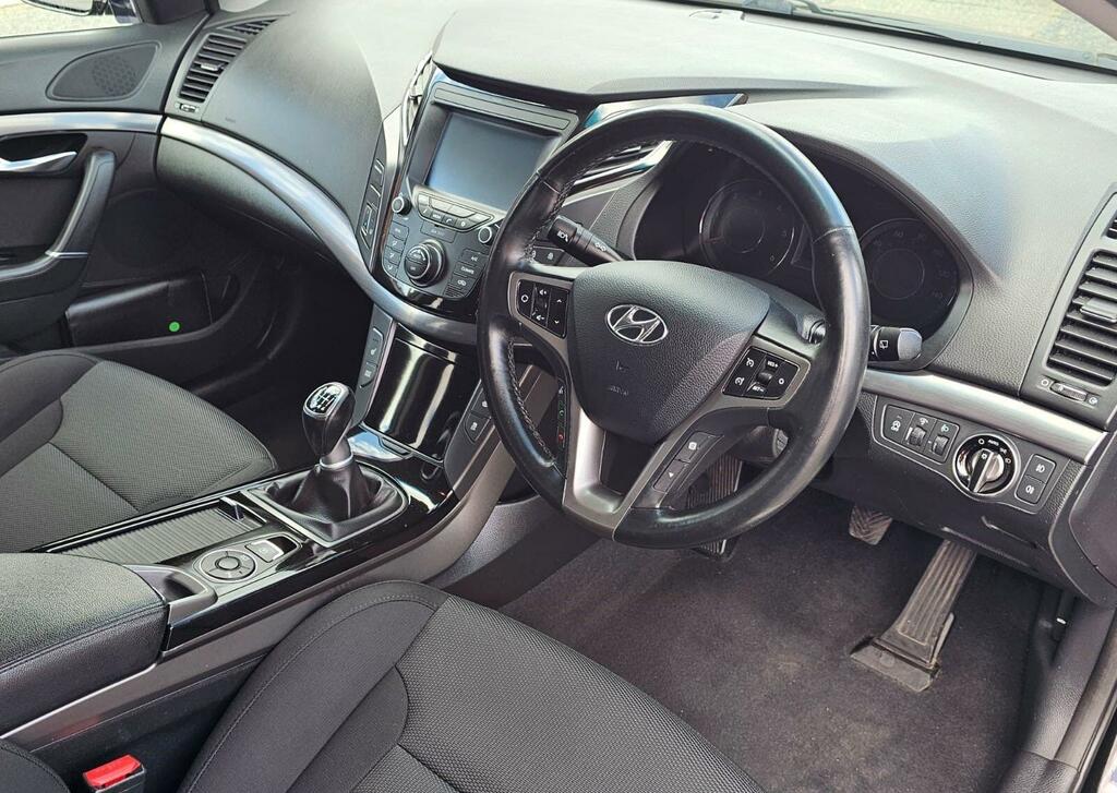 Hyundai I40 Se Nav Silver #9