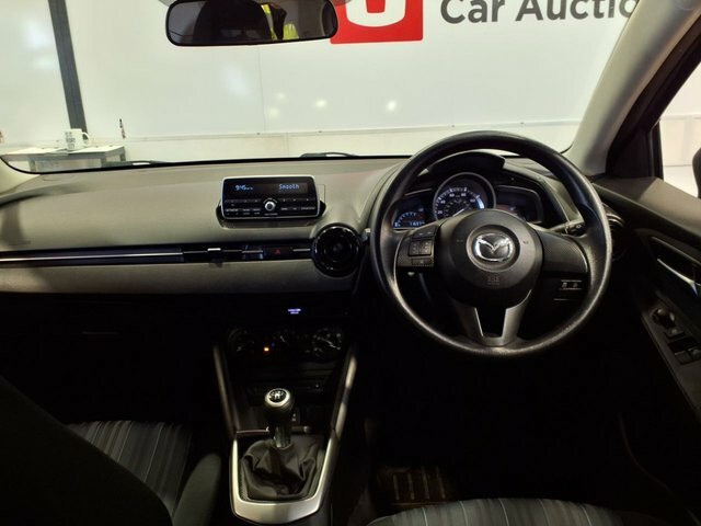 Mazda 2 Skyactiv-g Se Hatchback Blue #5