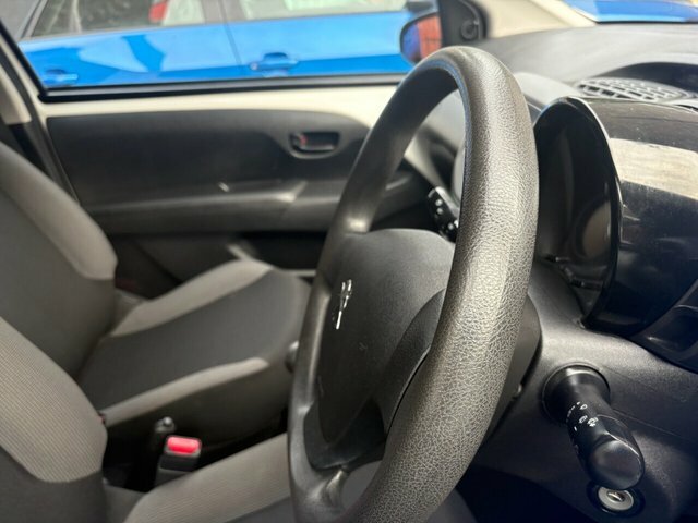 Peugeot 108 Vti Access Hatchback White #6