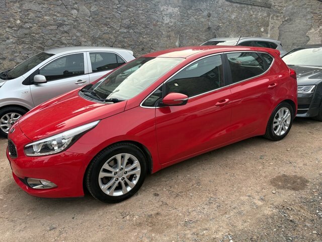 Kia Ceed Gdi Ecodynamics 2 Hatchback Red
