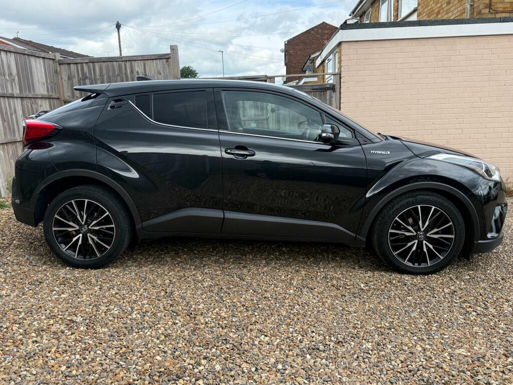 Toyota C-Hr 1.8 Vvt-h Excel Cvt Euro 6 Ss Black #3