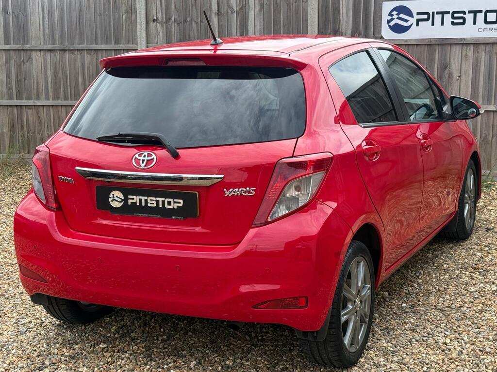 Toyota Yaris Sr Red #4