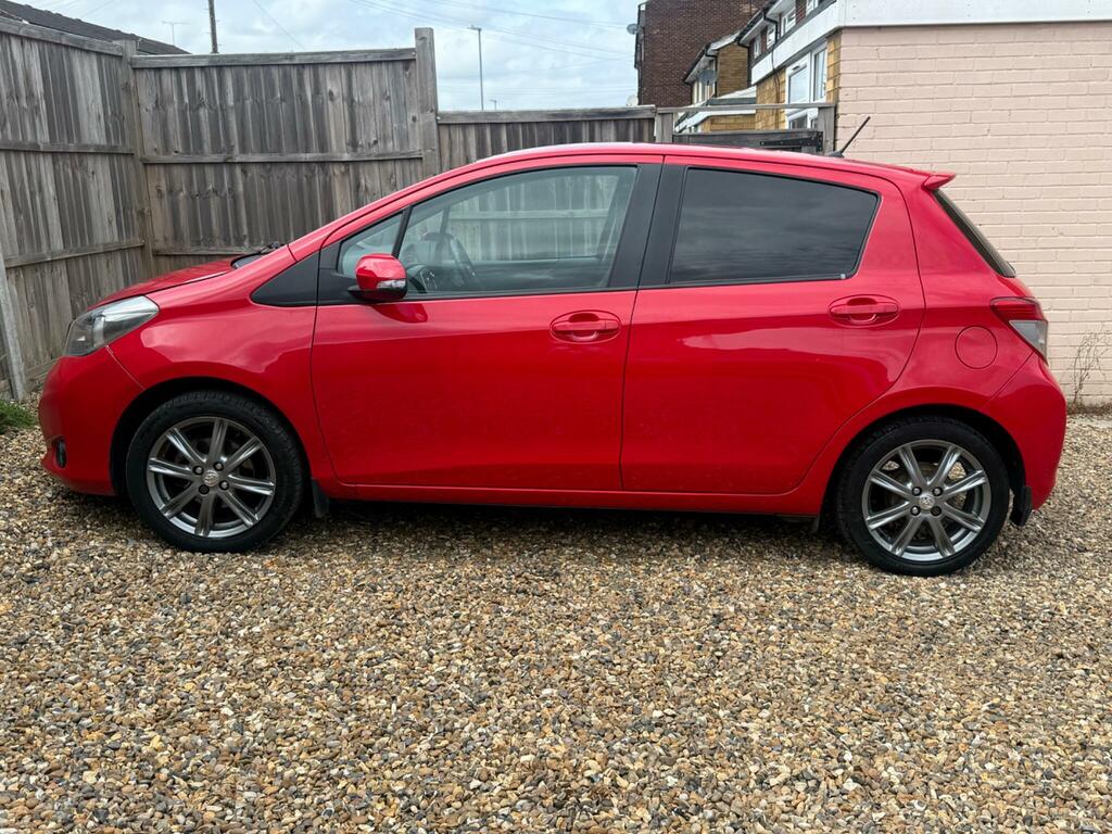 Toyota Yaris Sr Red #3
