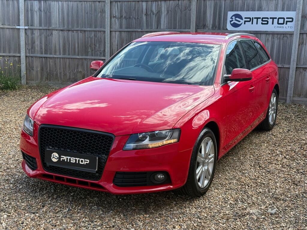 Audi A4 Avant Se Red #4