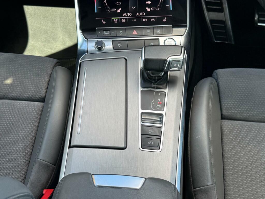 Audi A6 Saloon 2L Black Edition Black #26