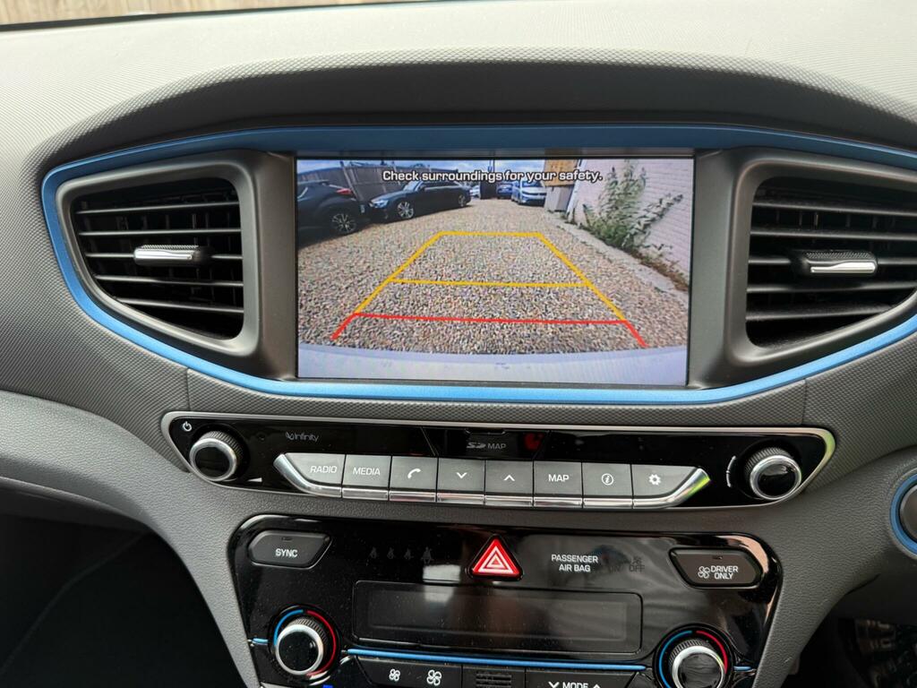 Hyundai Ioniq   #27